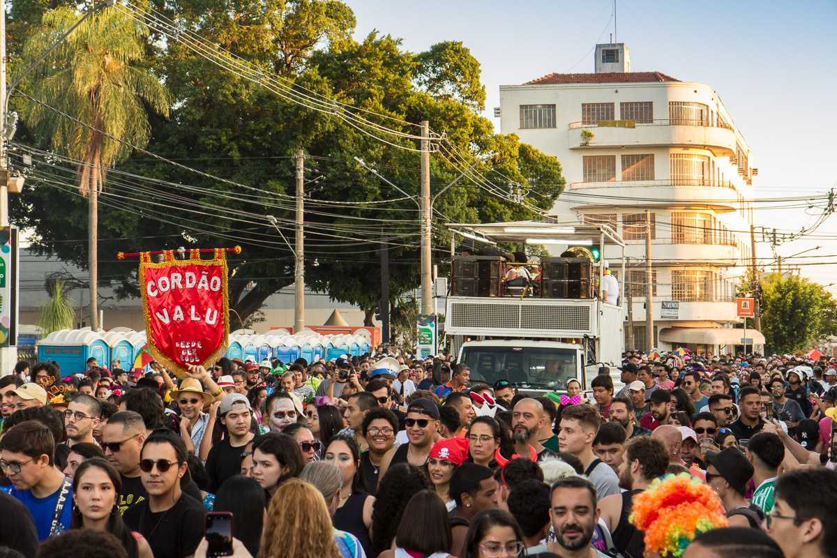 Carnaval 2026: blocos de rua tomam Campo Grande em três finais de semana de folia, cultura e diversidade