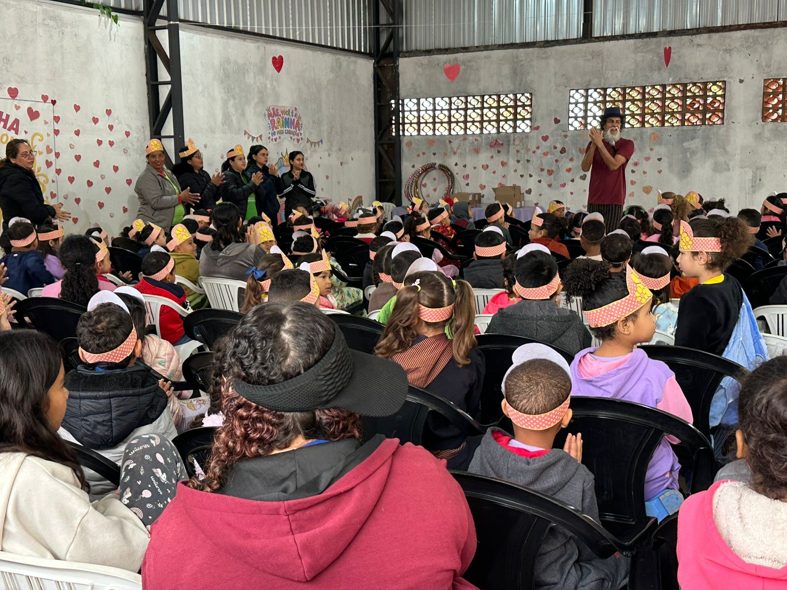 Shopping Campo Grande distribui 250 livros a crianças no Jardim Noroeste
